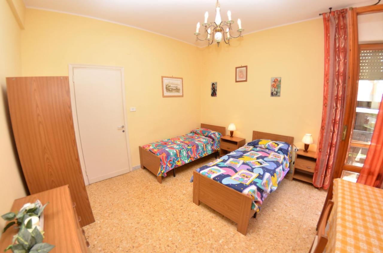 Ferienwohnung Carnevale Viareggio Exterior foto